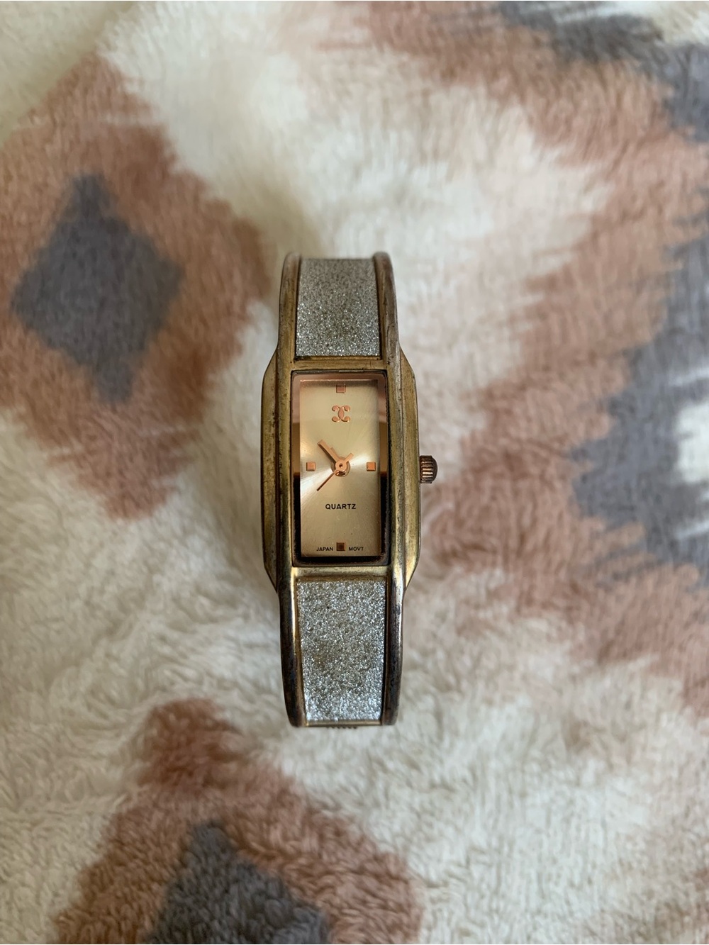 Charming Charlie Women's Quartz Wrist Watch Pre Owned Used Gold & Silver Colors